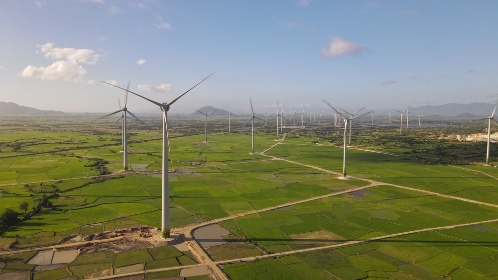 Türkiye de 4 bin türbinle rüzgardan enerji üretimi yapılıyor