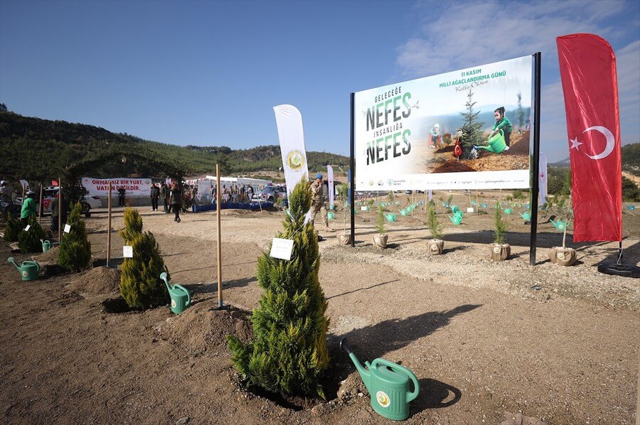 ÇEKUD ile Türkiye’nin Dört Bir Yanında Fidanlar Toprakla Buluşuyor!