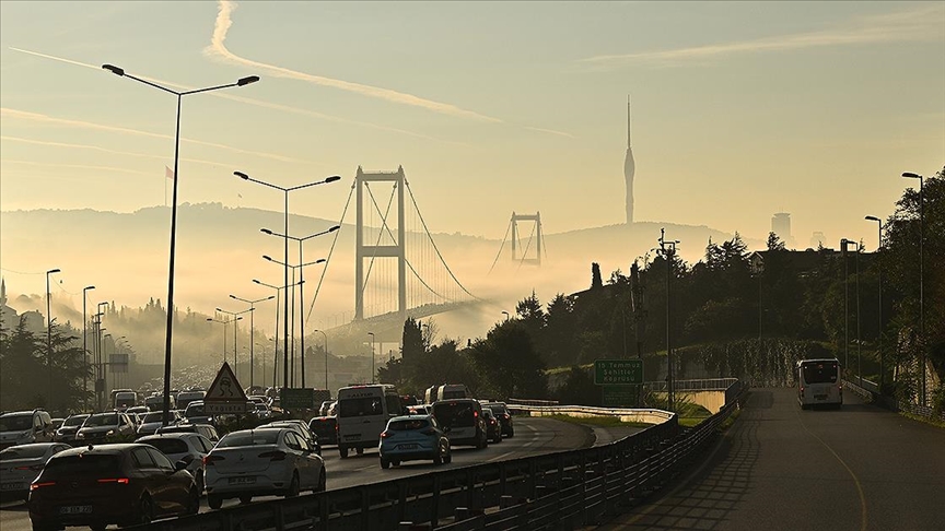 İstanbul un trafiği hava kirliliğini artırıyor