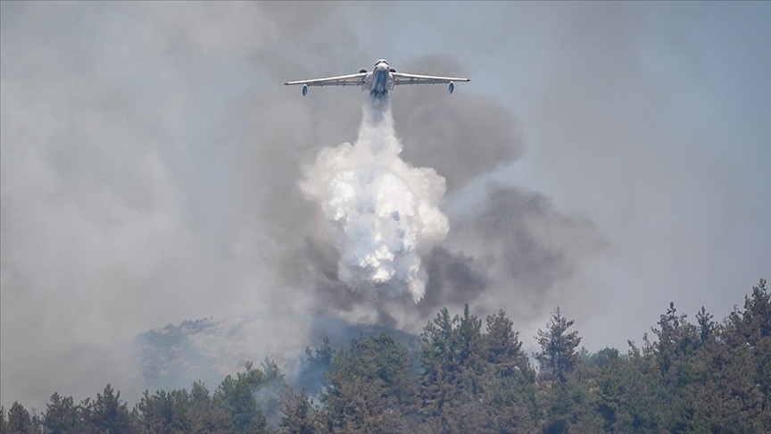 Orman yangınlarına müdahale sürüyor