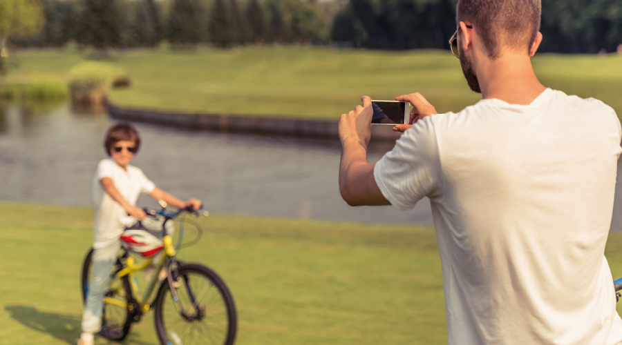 Çocuğunuzun fotoğrafını paylaşırken iki kere düşünün  