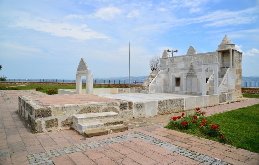 Mahmud Es'ad Coşan (R.Anh), Gelibolu Azebler Namazgâhı'nda  yâd edilecek