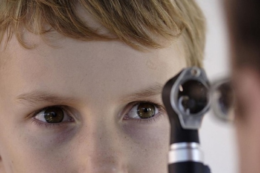 Miyop ve şaşılık çocuklarda arttı